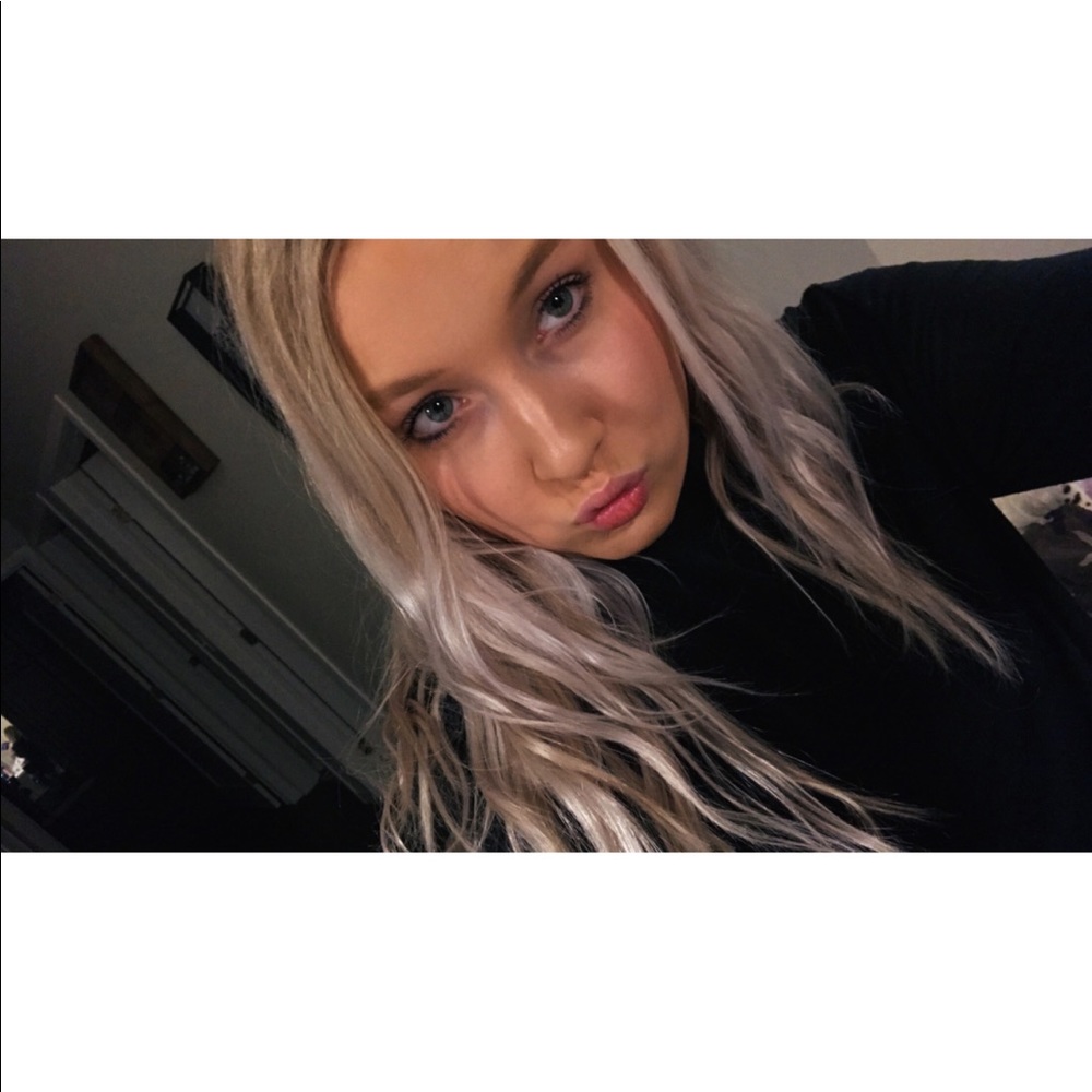 Meet your Posher, Natalie